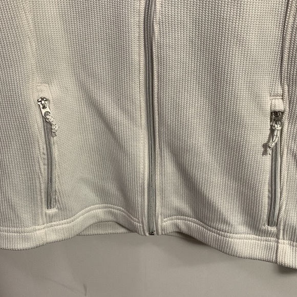 Free Country White part quilted hooded jacket, Size Medium, see measurements - Picture 2 of 7